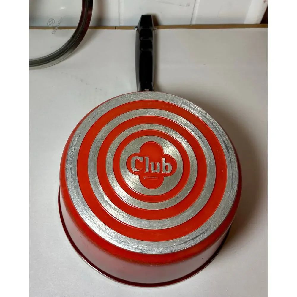 Vintage Club Cookware Poppy Red Aluminum 2 QT Saucepan with replacement lid